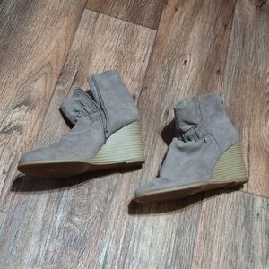 Mojo Moxy Tan Ankle Booties with Wedge Heel